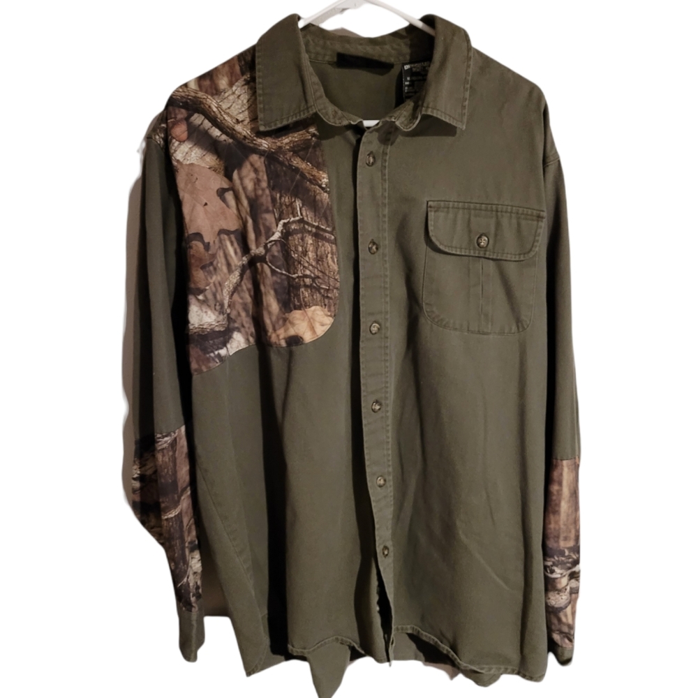 Break Up Infinity Mossy Oak Camoflauge Olive Green Button Down Long Sleeve Top